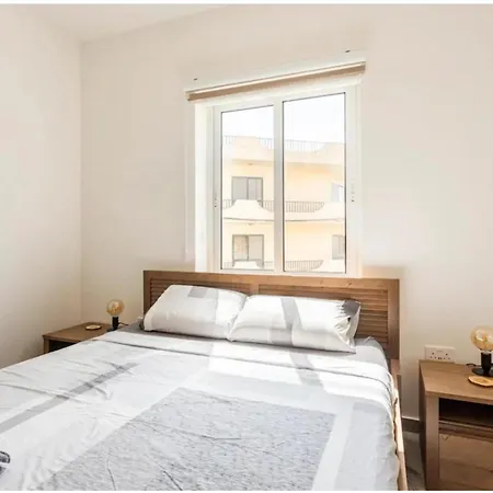 Azure Valley Escape - Happy Apartment
