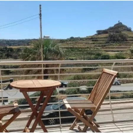Azure Valley Escape - Happy Apartamento